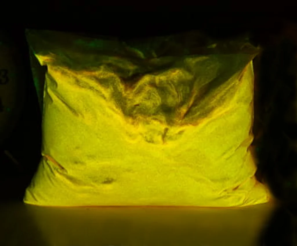 Yellow glowing luminescent pigment 50gr